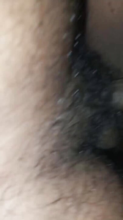 Yangzi Apni Chut Ankal Se Chuda Rahi