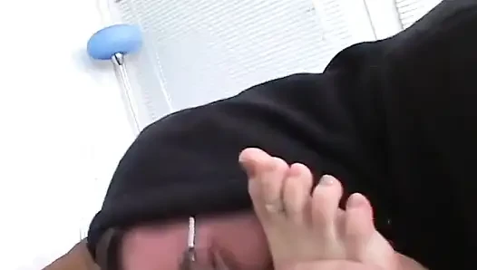 Dude with glasses and a big dick fucks feet after sucking toes and getting blown