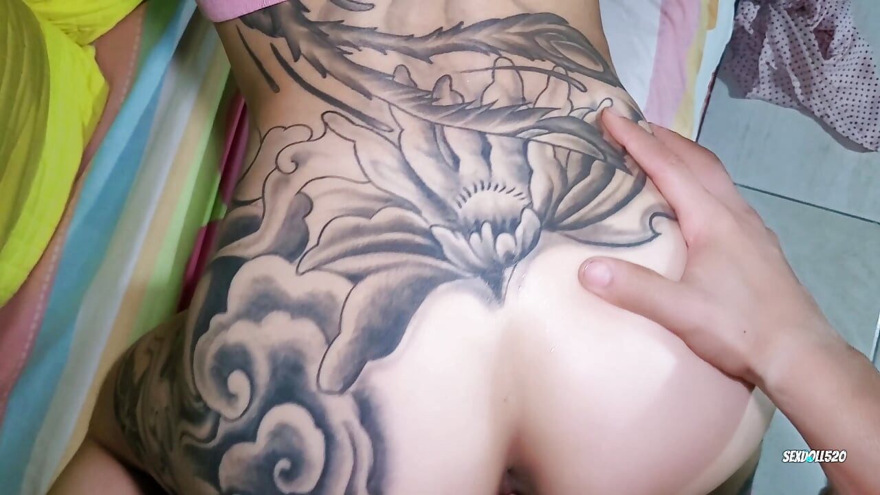 My Girlfriend Doesn't Know That I My Stepsister.