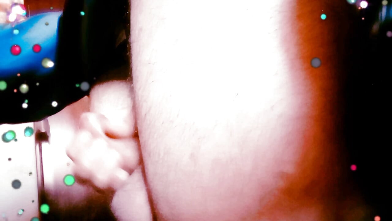 गोऱ्या माणसाची गांड आणि दुधाळ लिंग