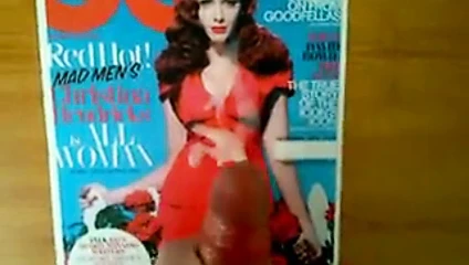 Christina Hendricks boşalma anısına 3