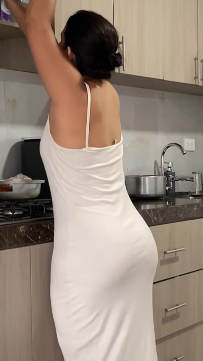 Моя Мачеха Хочет Жёсткого Секса На Кухне