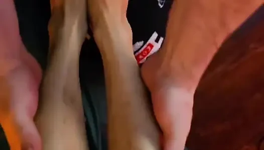 Melove Getting a Massage on her legs