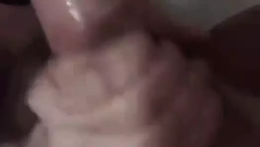 Mommie lanet adamın boğazı