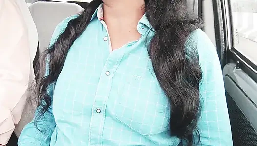 Üvey baba arabada seks Telugu edepsizce konuşuyor