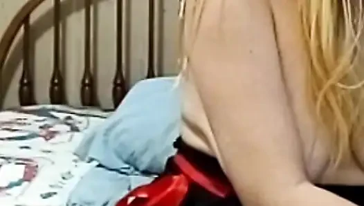 Masturbating for Cash Live