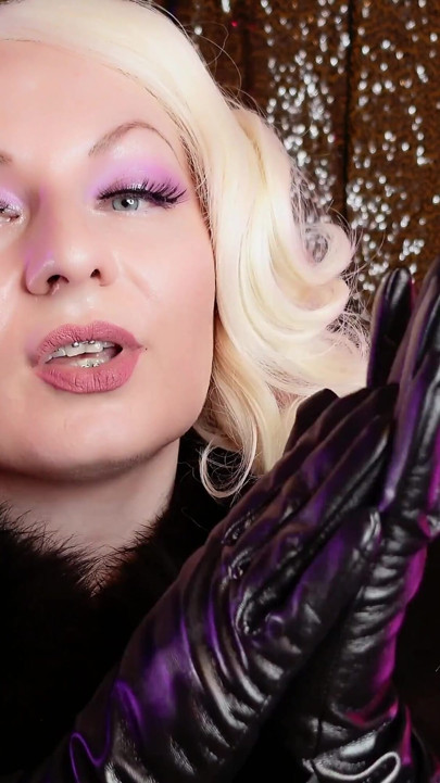 Kompilasi video ASMR: fetish sarung tangan terpanas (Arya Grander)