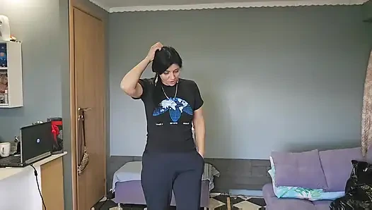 Du bist kein Typ, du bist ein Loch. Zeig mir deinen arsch, du lochiger.