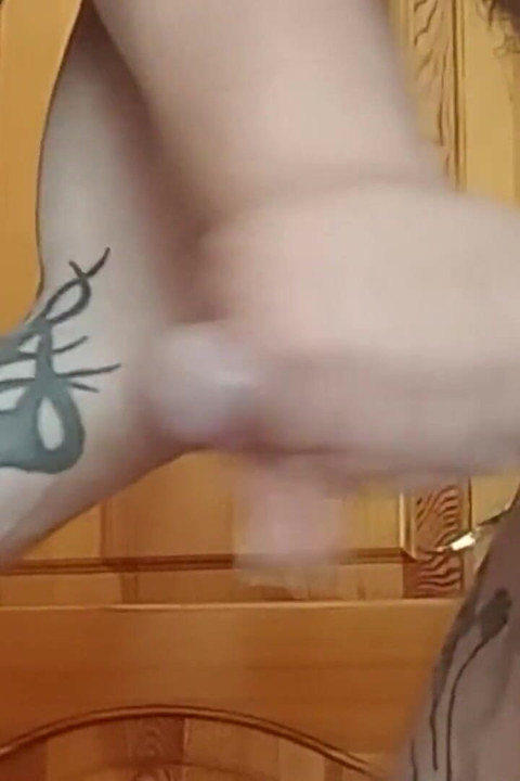 #1をオフにけいれんした後の兼の完全なパンティー