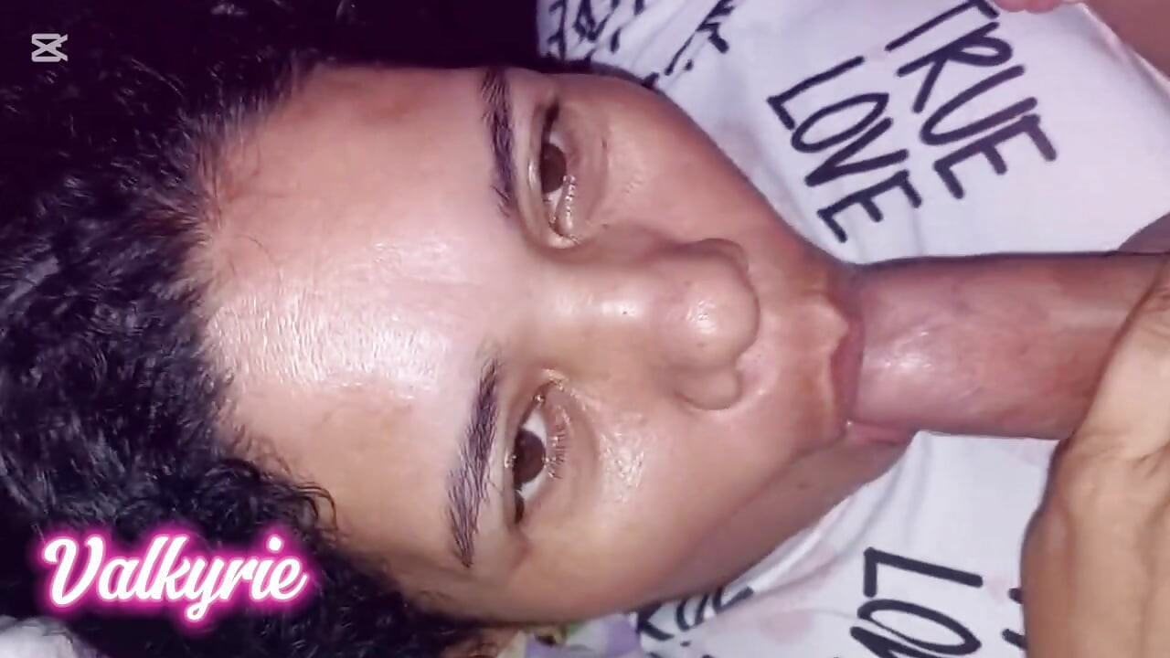 Djevojka mi dobro popuši kurac