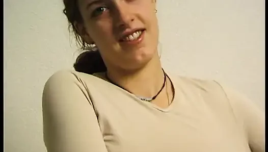 Her fingers made her pussy wet