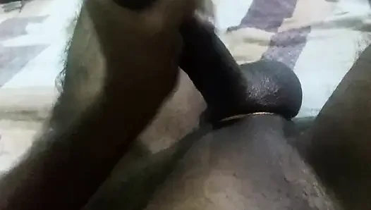 Hintli oğlan büyük zenci yarağıyla sikişiyor