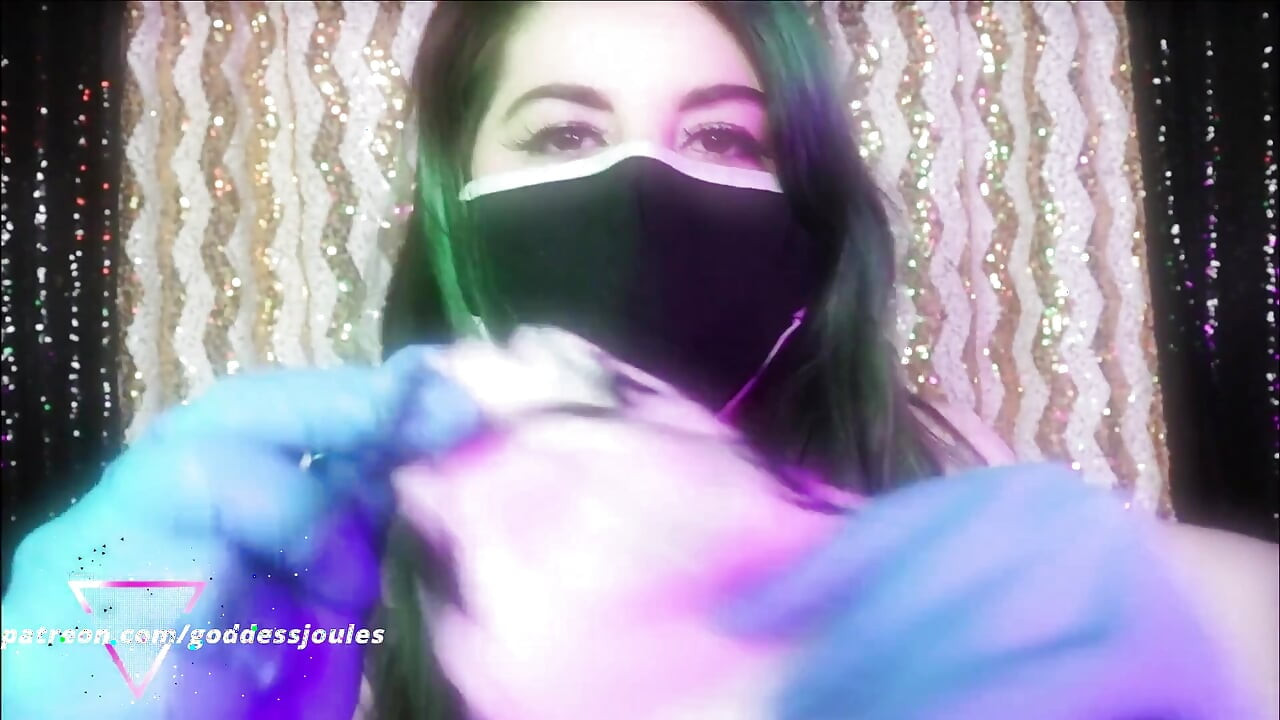 新しくてお気に入りのマスク ASMR