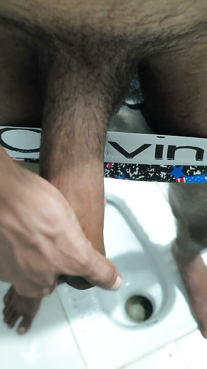 20 Min Continues Hand job but still didn't get ejaculate