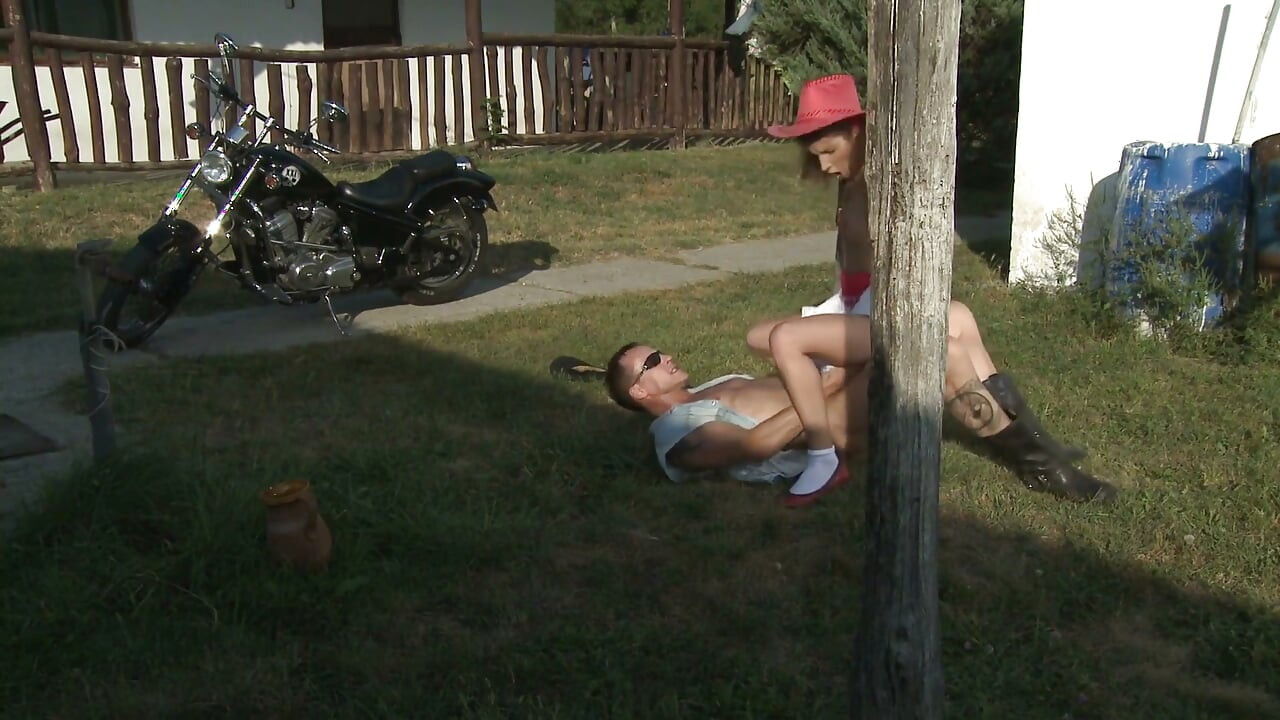 Hot peasant slut rides a stud reverse cowgirl style before he creams her