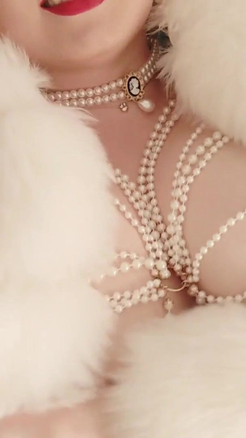 white fur - fetish video - JOI jerk off instructions CEI cum eating instructor - kinky Arya Grander | Clip 1