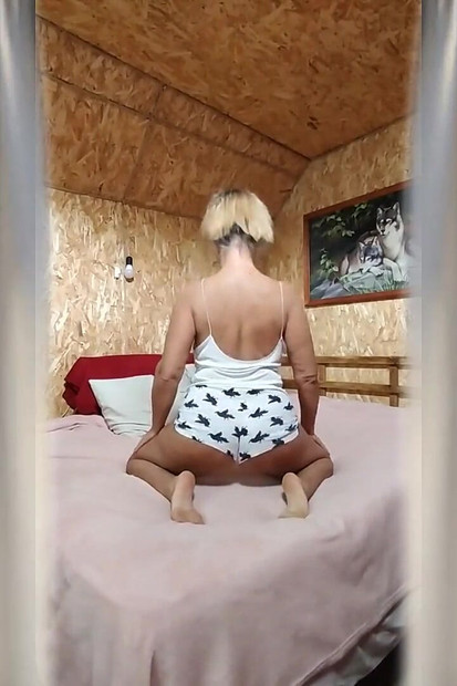 Hot Housewife Lukerya. Morning Starts in Bed.