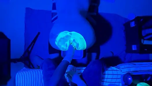 Ultraviyole yumruk sokma