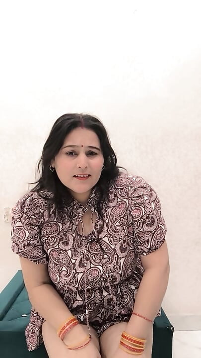 Puja ki jawani choot Pani Pani lund ki diwani big boob