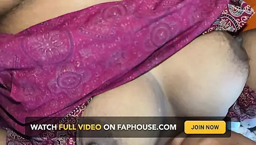 Chennai Sexy Wife Varsha Hot Romantic Masti Sex in Nighty with Young Boy