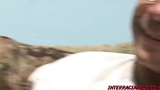 Alaura bu iki iyi bir remora gibi biniyor