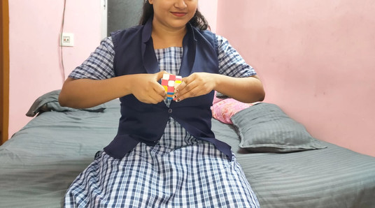 義理の妹はルービックキューブの解き方を学びたい