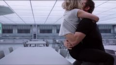 Jennifer Lawrence - 'yolcular' (derleme)
