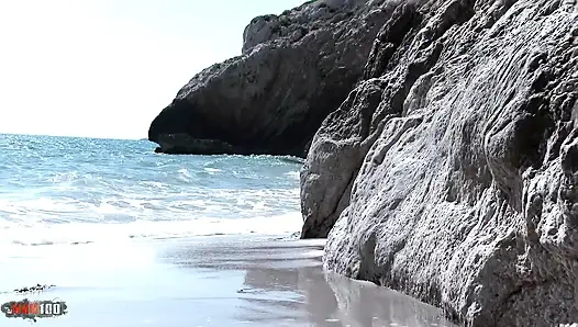 Louise du Lac Ungewöhnliche Allianzen und Sex im Wald für Bryan und Tania Kiss