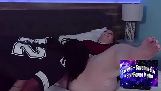 Julie ginger si cewek hot rambut merah didobel penterasi sama besar pria kulit hitam sambil direkam sama pria antar ras