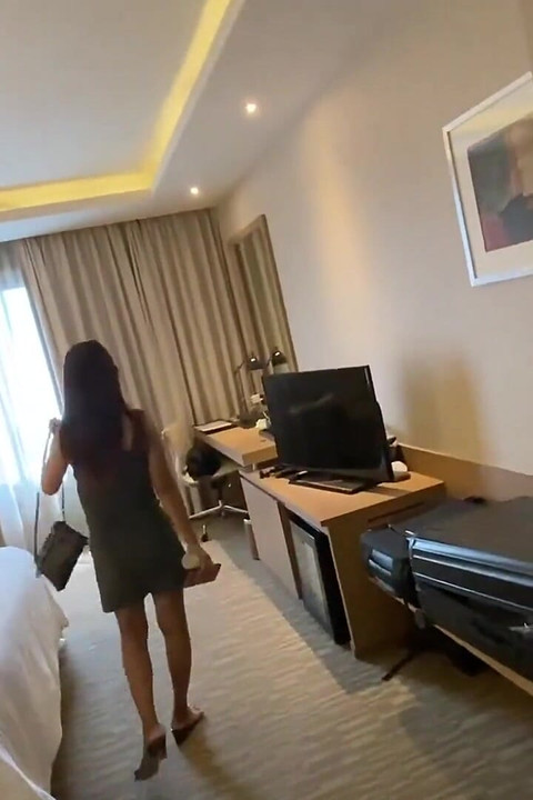 Asiansexdiary pinay nhỏ nhắn bị bắn tinh bởi con cu nước ngoài khổng lồ đầu tiên