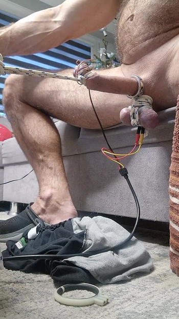 Testicle Stretching and Estim