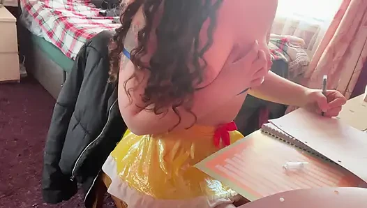 SnowWhite gets horny studying