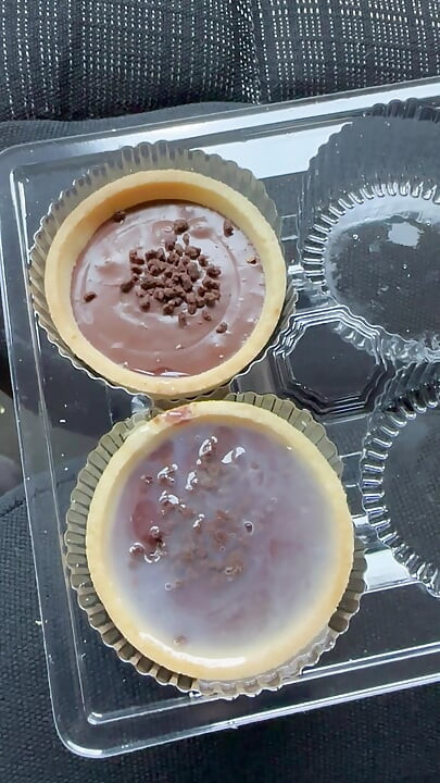 I cum on the dessert with a lot of cum and eat it.