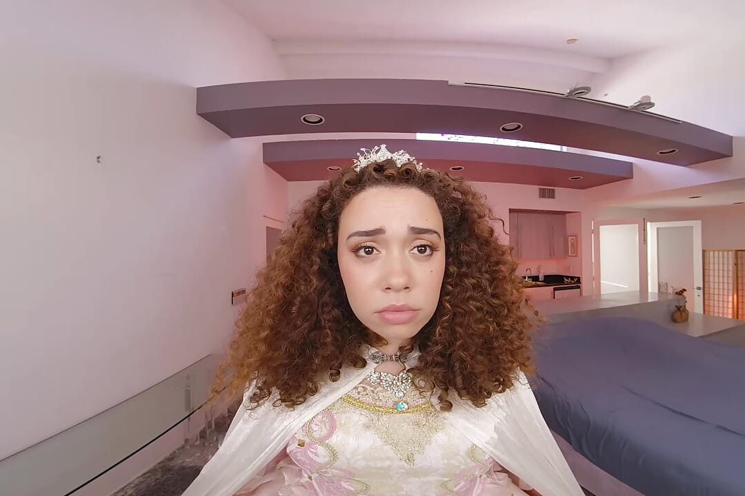 VRCosplayX Du og Willow Ryder som dronning Charlotte kommer til å fullbyrde ditt kongelige ekteskap som aldri før