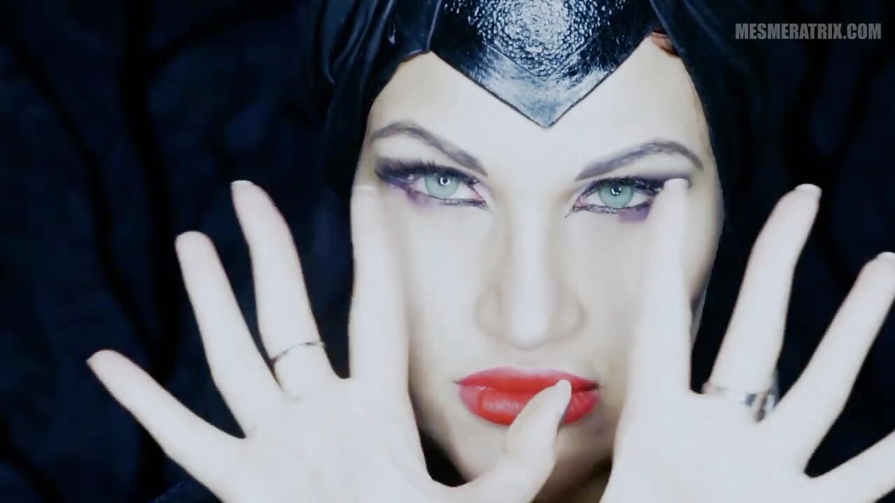 In to maleficenteyes...
