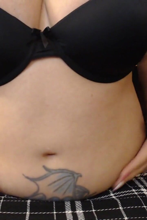 Belly jiggle squeeze and drops