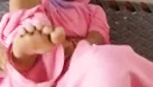 Punjabi Aunty sowing Chut and Pussy sex