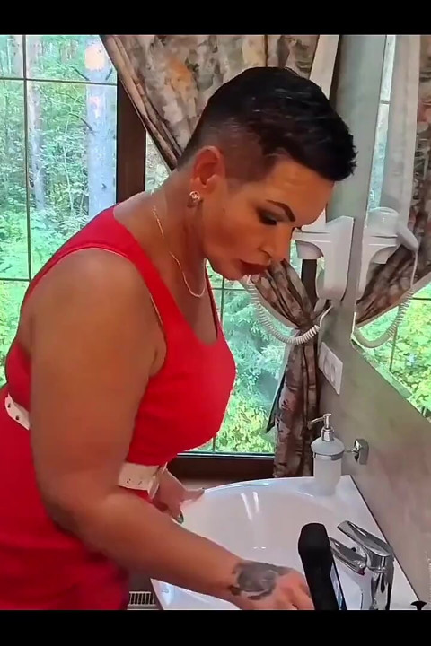 Kutlamaya Hazırlanıyor