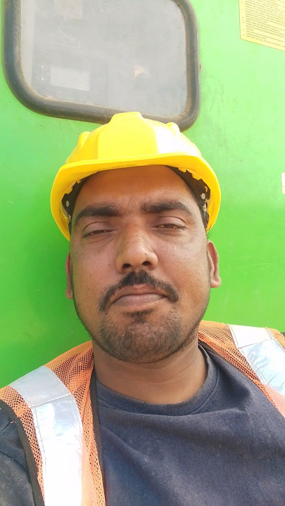 Indian Handsome Hunk Solo Show - Hot Desi Guy Big Cock