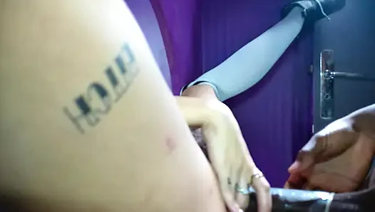 Gangbang Und Kettensex Für Diese Haarige Muschi-schlampe