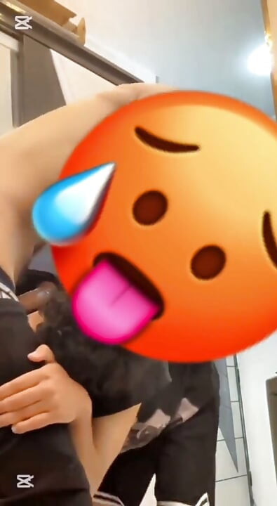 Gfuggjhhhjj