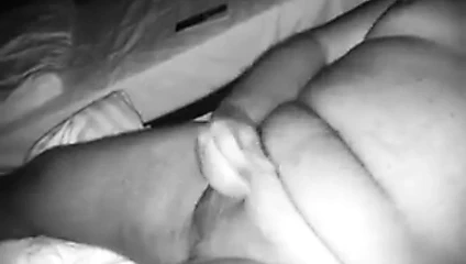 Mastürbasyon içinde yatak ile güzel cumshot