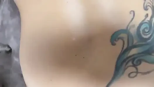 Doggystyle pOV-sex - ehefrau vollgespritzt