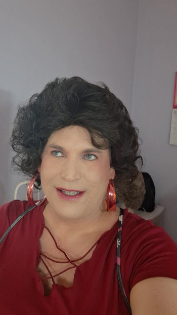 Volim biti u sobi punoj muškaraca i vidjeti ih kako se svi uzbuđuju zbog mene!