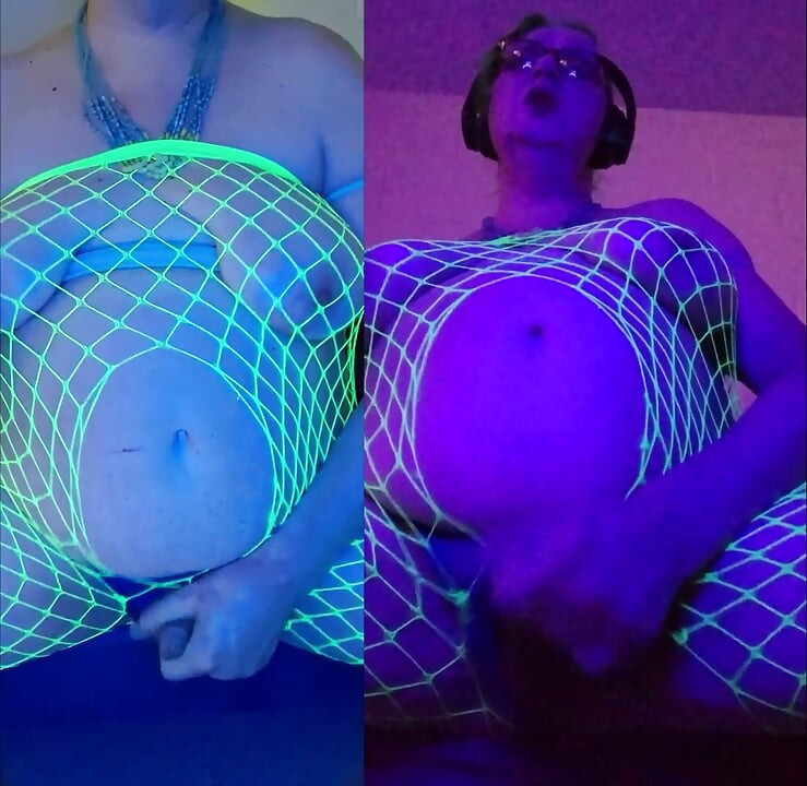 Double Mint Cum - uma deusa verde