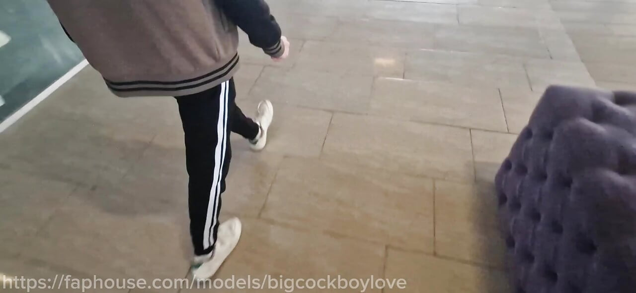 Truckers cum on the highway by jerking each other off, lots of cum, big dicks.