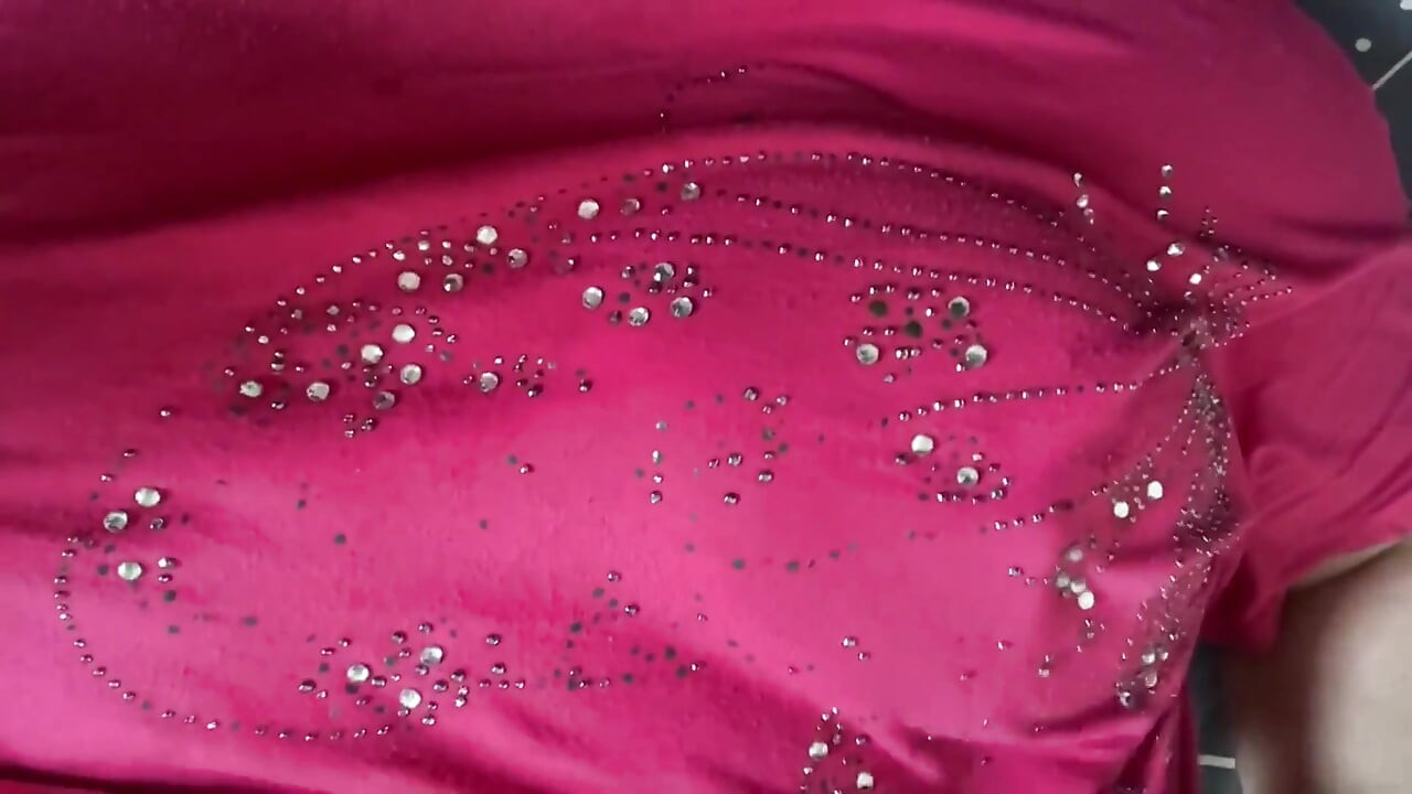 SSBBW Playing with My Boobs Nipples Hard