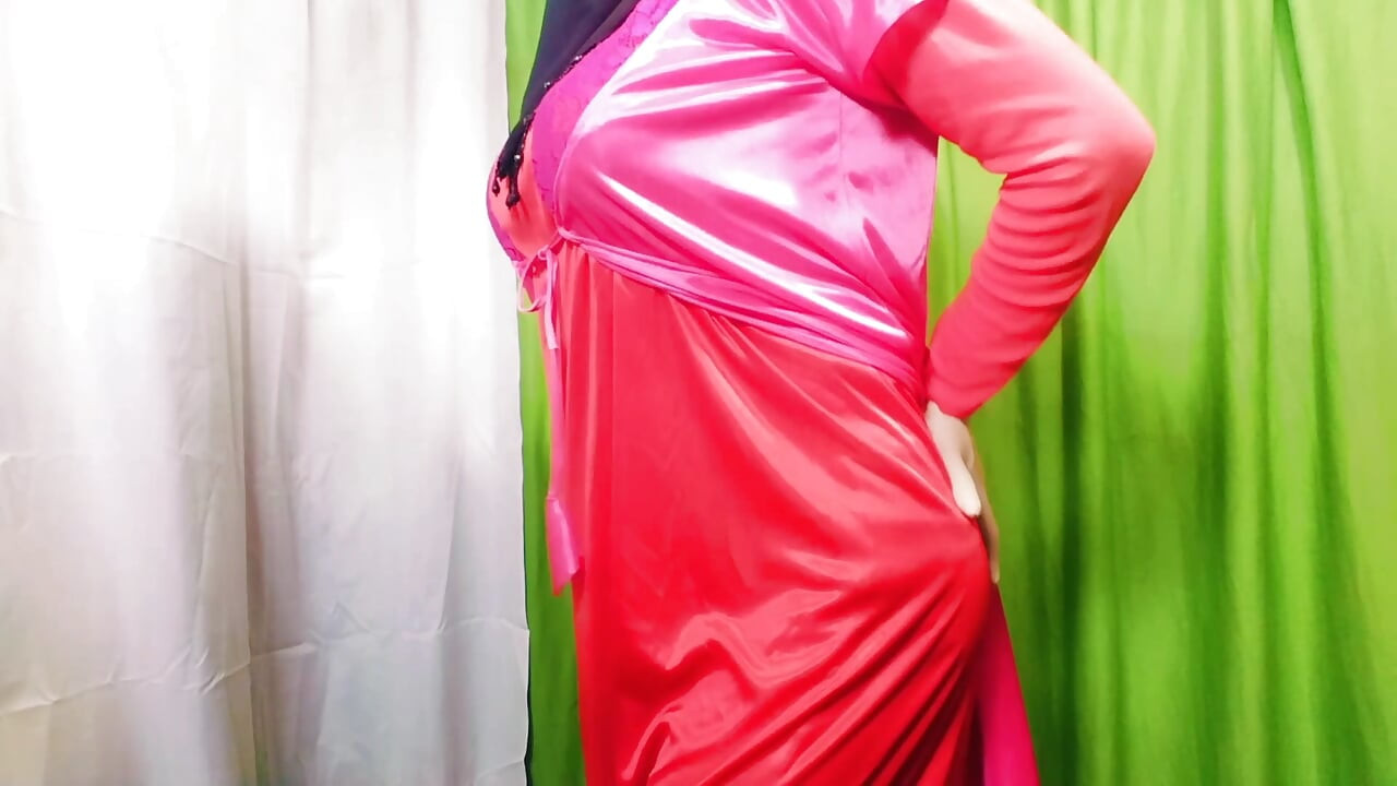 เย็ด Lily สุดฮอตคนสวยและเอาหีเธอออกมา