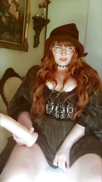 Witch Loses Magic as She Cums
