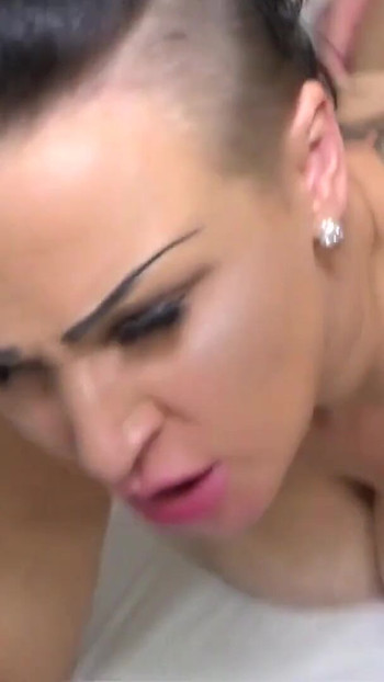 Ključni trenutak iz "Tory Candi Jackson creampie slomljenog srca hotela"
